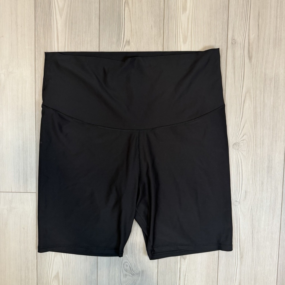 Old Navy Maternity Full Panel PowerSoft Biker Shorts 8" inch inseam Black XXL